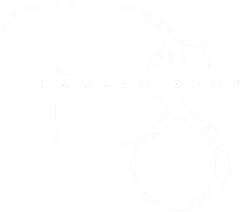 Logo ufficiale di Damaso Shop per sfondi scuri